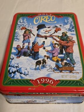 1996 Oreo Cookie Collectible Christmas Holiday Tin "Snowy Day" Vintage Excellent